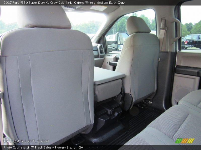 Oxford White / Medium Earth Gray 2017 Ford F350 Super Duty XL Crew Cab 4x4
