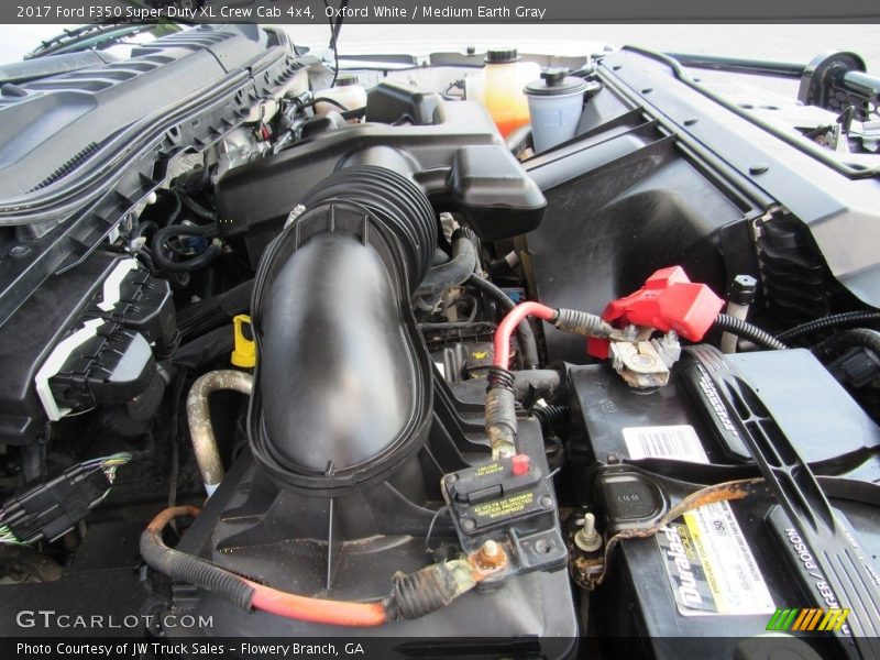 Oxford White / Medium Earth Gray 2017 Ford F350 Super Duty XL Crew Cab 4x4