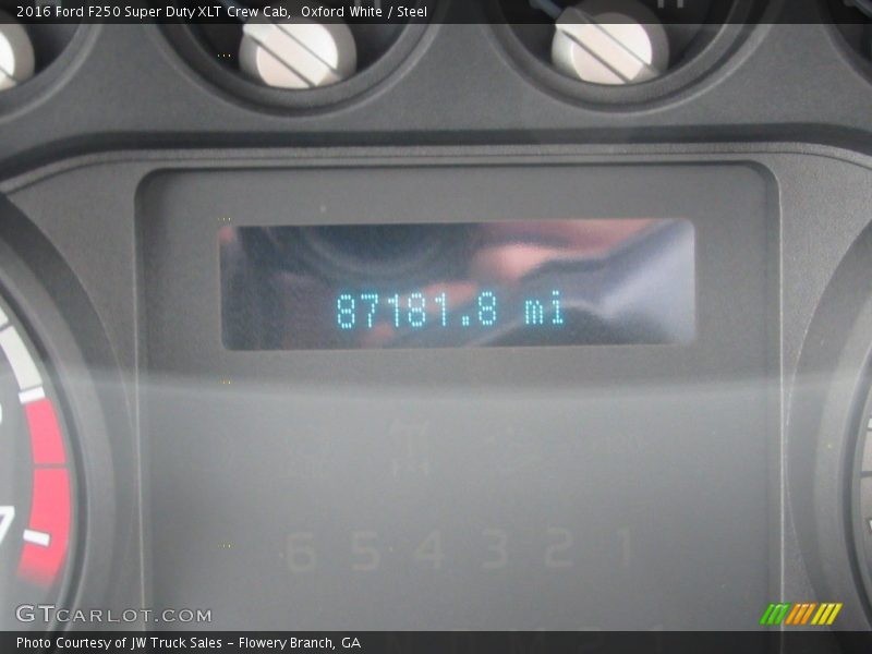 Oxford White / Steel 2016 Ford F250 Super Duty XLT Crew Cab