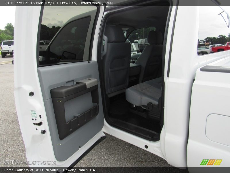 Oxford White / Steel 2016 Ford F250 Super Duty XLT Crew Cab