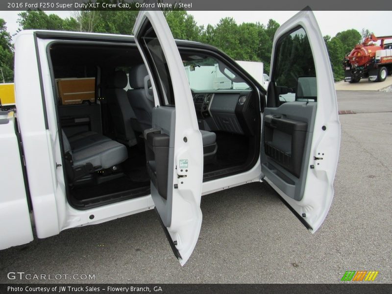 Oxford White / Steel 2016 Ford F250 Super Duty XLT Crew Cab