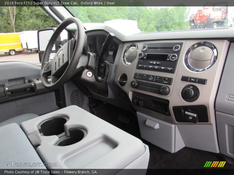 Oxford White / Steel 2016 Ford F250 Super Duty XLT Crew Cab