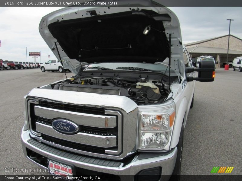 Oxford White / Steel 2016 Ford F250 Super Duty XLT Crew Cab