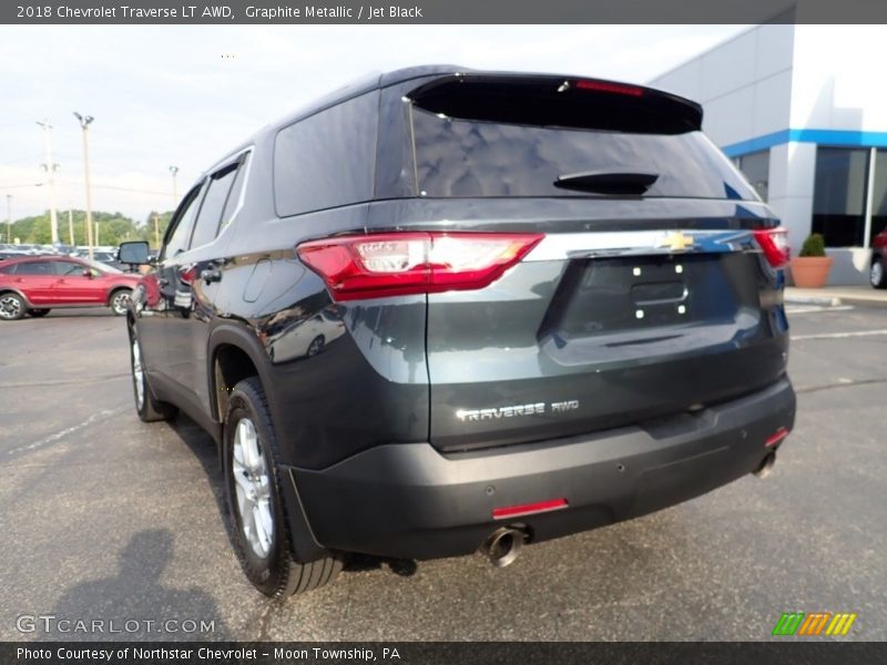 Graphite Metallic / Jet Black 2018 Chevrolet Traverse LT AWD
