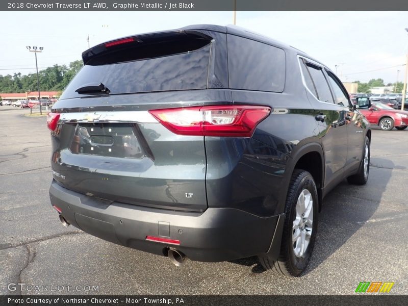 Graphite Metallic / Jet Black 2018 Chevrolet Traverse LT AWD