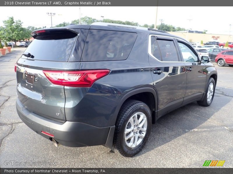 Graphite Metallic / Jet Black 2018 Chevrolet Traverse LT AWD