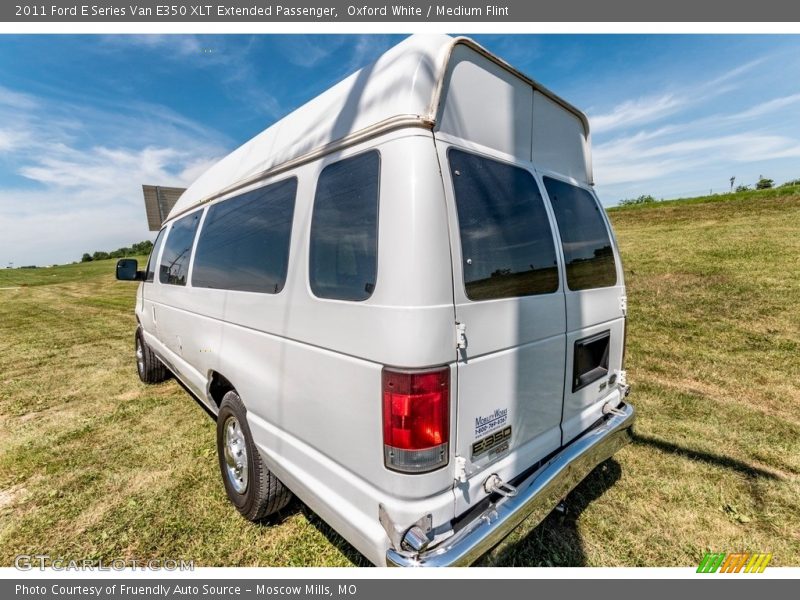 Oxford White / Medium Flint 2011 Ford E Series Van E350 XLT Extended Passenger