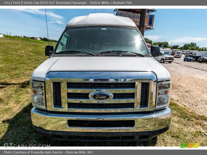 Oxford White / Medium Flint 2011 Ford E Series Van E350 XLT Extended Passenger