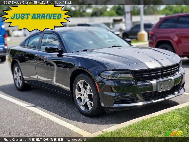 Pitch Black / Black 2015 Dodge Charger SE AWD