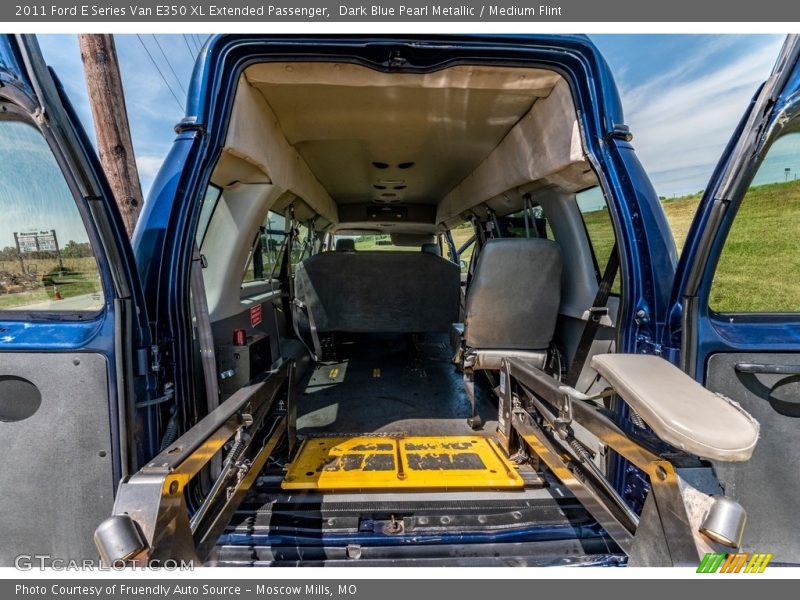 Dark Blue Pearl Metallic / Medium Flint 2011 Ford E Series Van E350 XL Extended Passenger