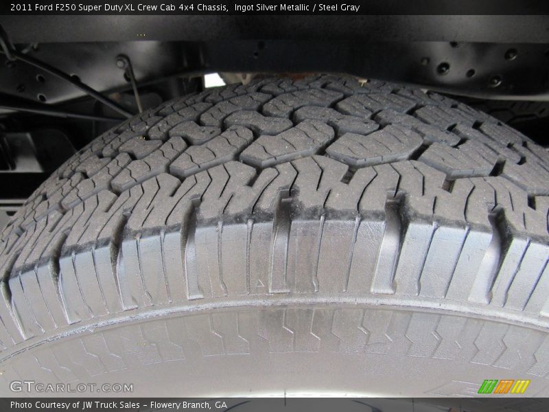 Ingot Silver Metallic / Steel Gray 2011 Ford F250 Super Duty XL Crew Cab 4x4 Chassis