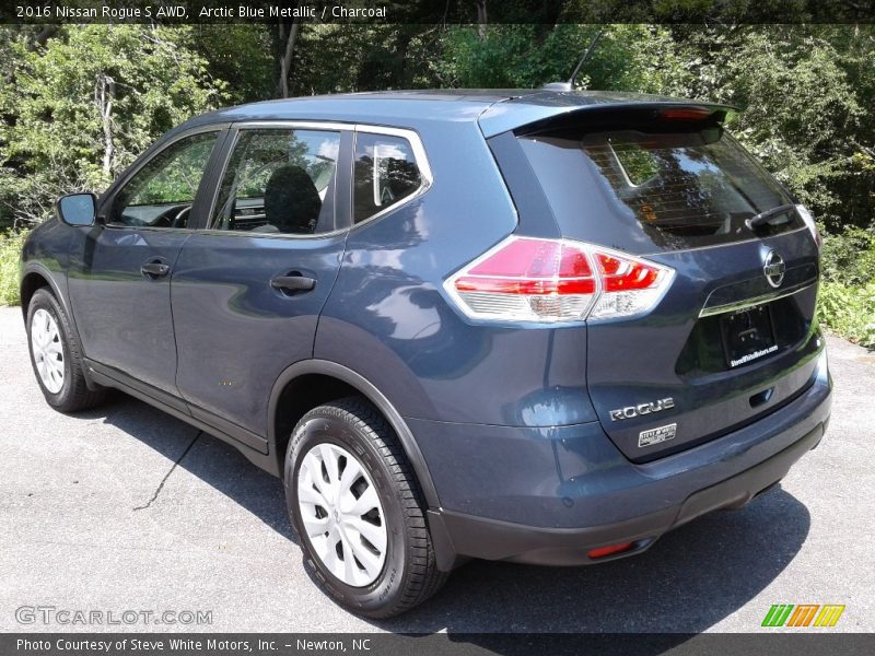 Arctic Blue Metallic / Charcoal 2016 Nissan Rogue S AWD