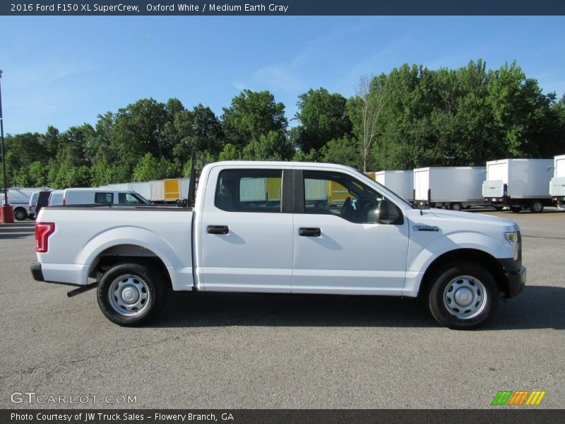 Oxford White / Medium Earth Gray 2016 Ford F150 XL SuperCrew