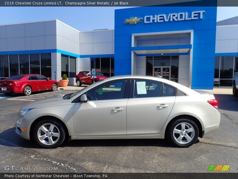 Champagne Silver Metallic / Jet Black 2016 Chevrolet Cruze Limited LT