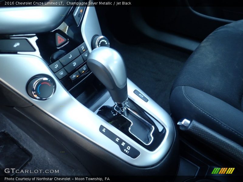 Champagne Silver Metallic / Jet Black 2016 Chevrolet Cruze Limited LT
