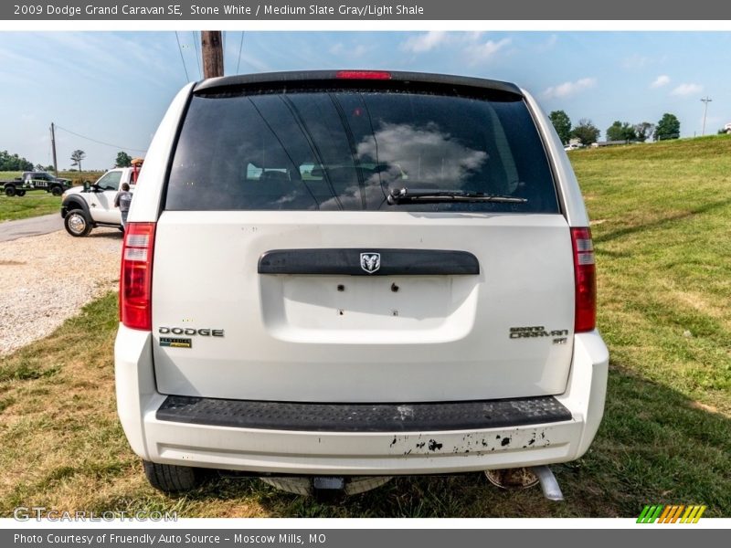 Stone White / Medium Slate Gray/Light Shale 2009 Dodge Grand Caravan SE