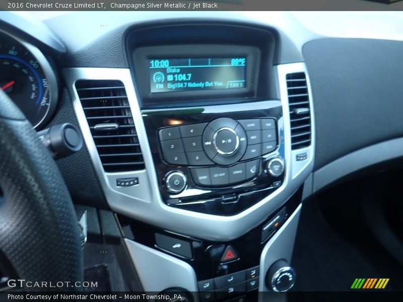 Champagne Silver Metallic / Jet Black 2016 Chevrolet Cruze Limited LT