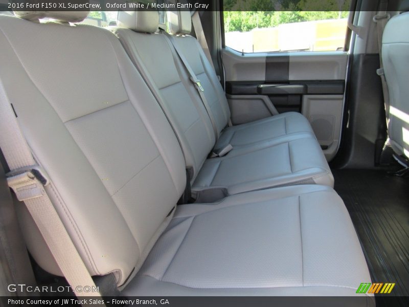 Oxford White / Medium Earth Gray 2016 Ford F150 XL SuperCrew
