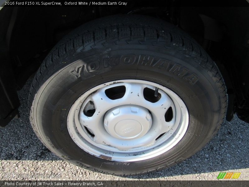 Oxford White / Medium Earth Gray 2016 Ford F150 XL SuperCrew