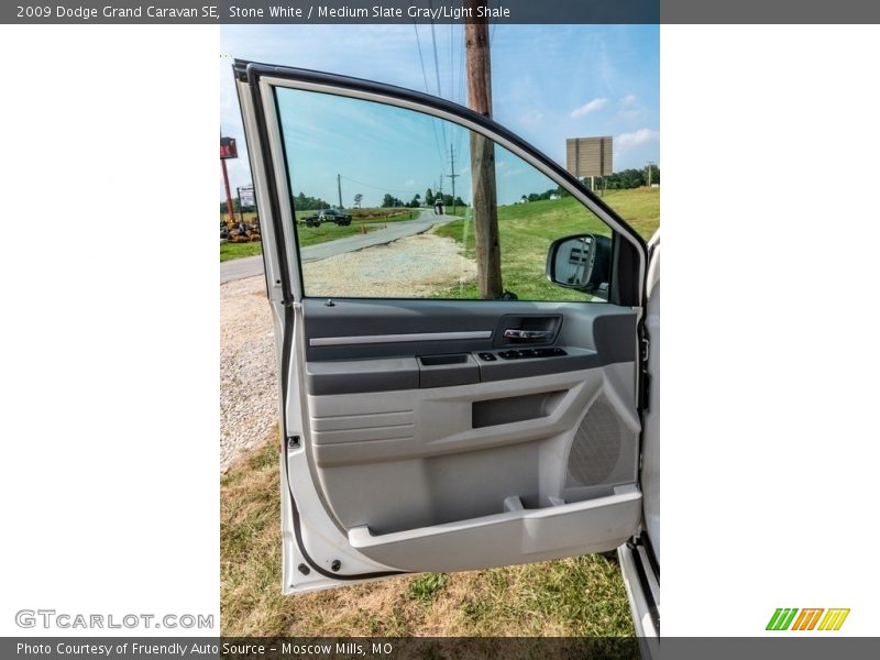 Stone White / Medium Slate Gray/Light Shale 2009 Dodge Grand Caravan SE