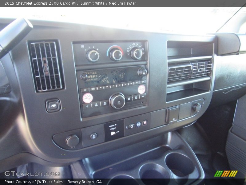 Summit White / Medium Pewter 2019 Chevrolet Express 2500 Cargo WT