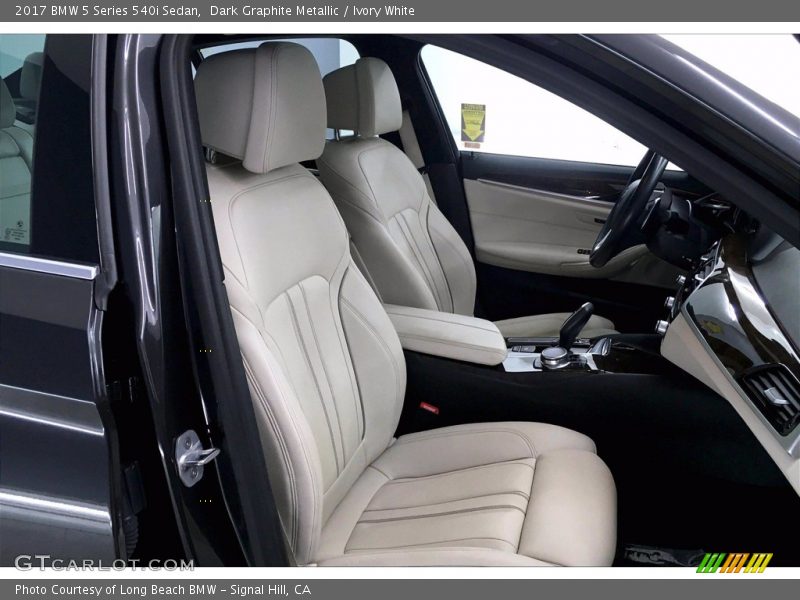 Dark Graphite Metallic / Ivory White 2017 BMW 5 Series 540i Sedan