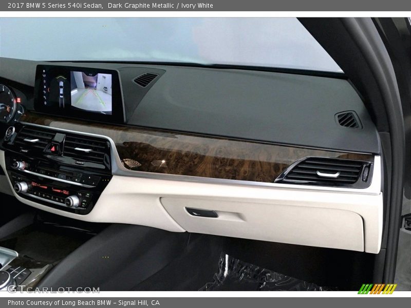 Dark Graphite Metallic / Ivory White 2017 BMW 5 Series 540i Sedan
