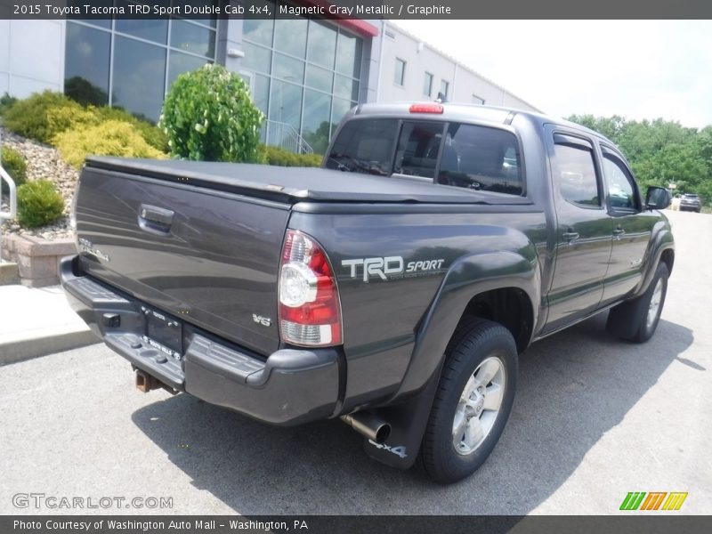 Magnetic Gray Metallic / Graphite 2015 Toyota Tacoma TRD Sport Double Cab 4x4