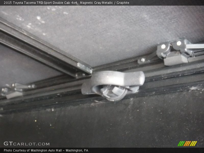 Magnetic Gray Metallic / Graphite 2015 Toyota Tacoma TRD Sport Double Cab 4x4