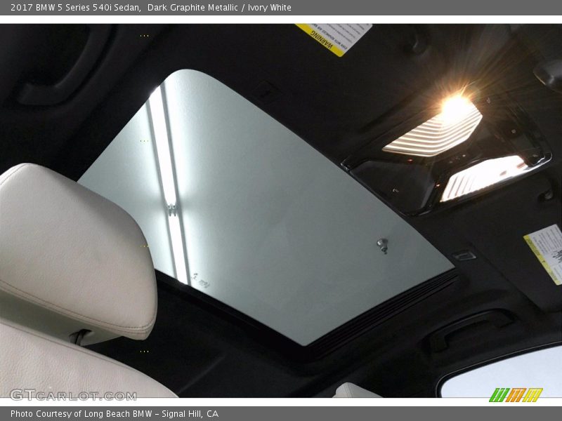 Dark Graphite Metallic / Ivory White 2017 BMW 5 Series 540i Sedan