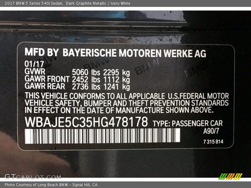 Dark Graphite Metallic / Ivory White 2017 BMW 5 Series 540i Sedan