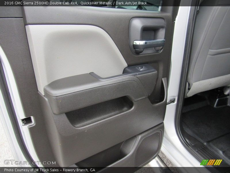 Door Panel of 2016 Sierra 2500HD Double Cab 4x4