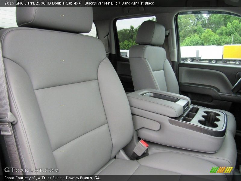 Front Seat of 2016 Sierra 2500HD Double Cab 4x4