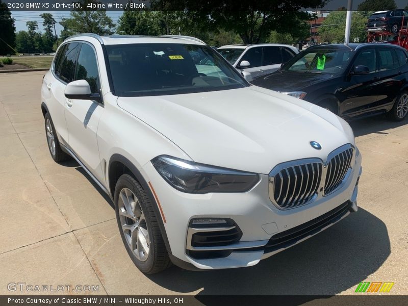 Alpine White / Black 2020 BMW X5 xDrive40i