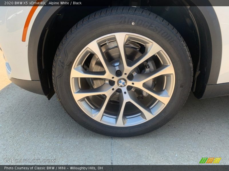 Alpine White / Black 2020 BMW X5 xDrive40i