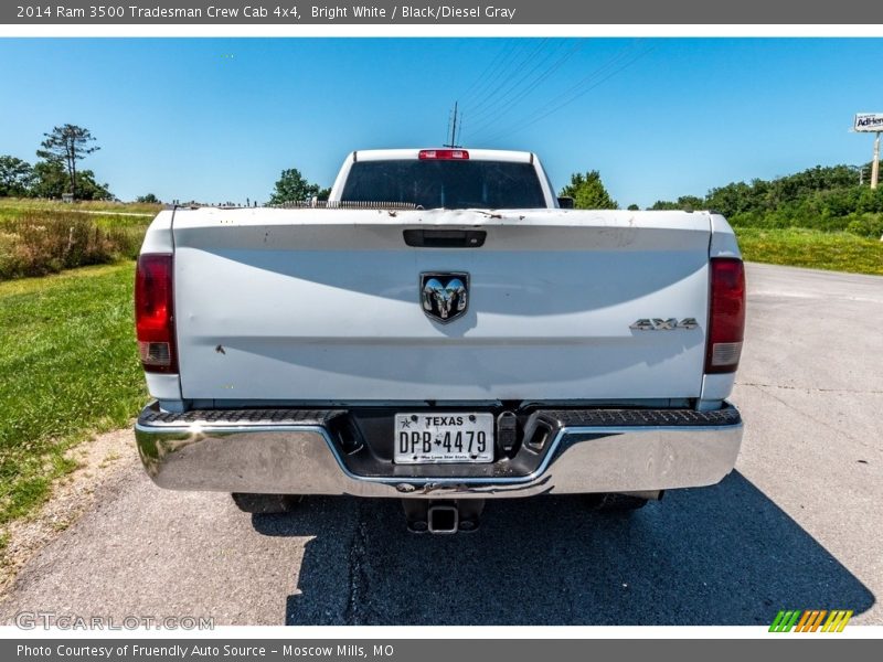 Bright White / Black/Diesel Gray 2014 Ram 3500 Tradesman Crew Cab 4x4