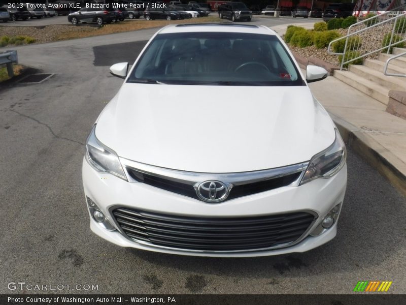 Blizzard White Pearl / Black 2013 Toyota Avalon XLE