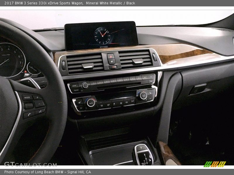 Controls of 2017 3 Series 330i xDrive Sports Wagon