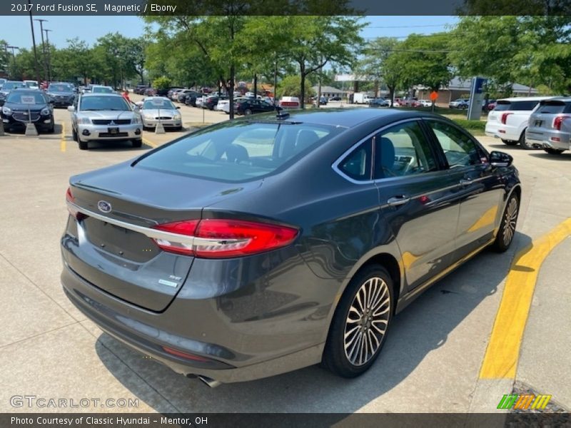 Magnetic / Ebony 2017 Ford Fusion SE