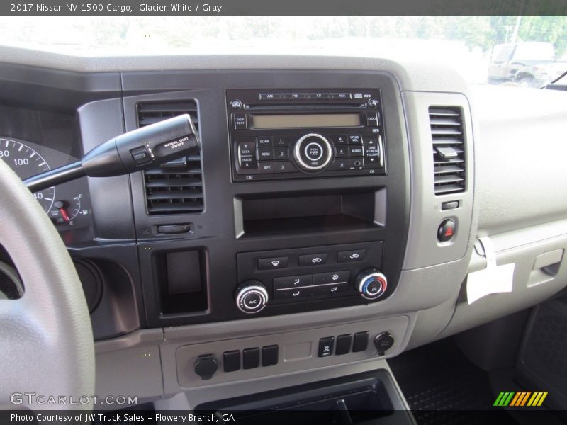 Controls of 2017 NV 1500 Cargo
