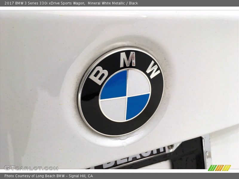 Mineral White Metallic / Black 2017 BMW 3 Series 330i xDrive Sports Wagon