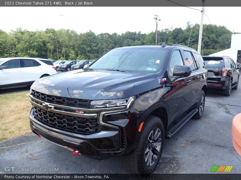 Front 3/4 View of 2021 Tahoe Z71 4WD