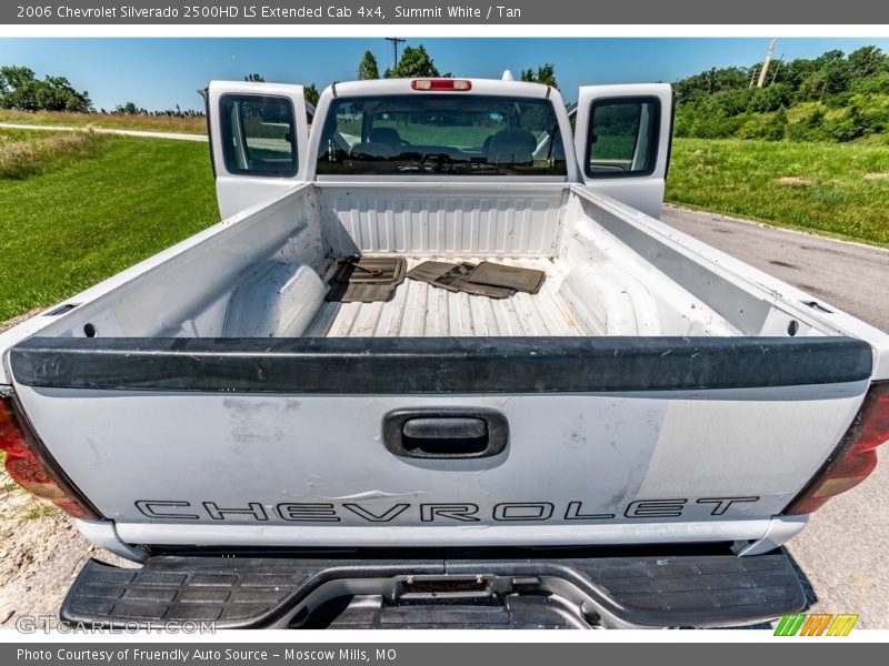Summit White / Tan 2006 Chevrolet Silverado 2500HD LS Extended Cab 4x4