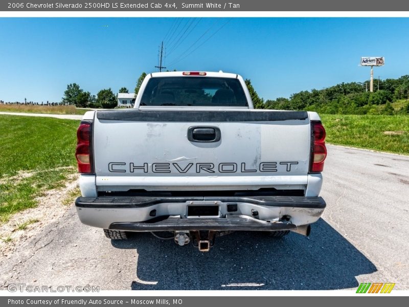 Summit White / Tan 2006 Chevrolet Silverado 2500HD LS Extended Cab 4x4