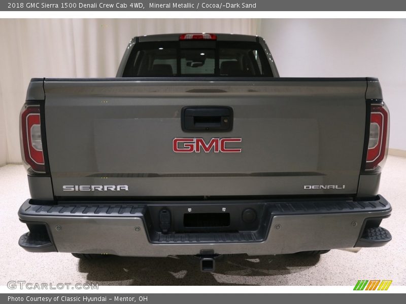 Mineral Metallic / Cocoa/­Dark Sand 2018 GMC Sierra 1500 Denali Crew Cab 4WD