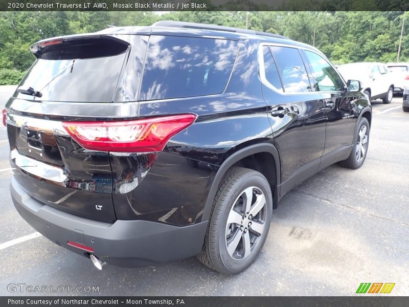 Mosaic Black Metallic / Jet Black 2020 Chevrolet Traverse LT AWD