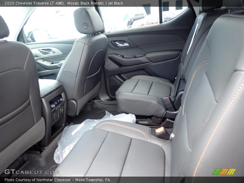 Mosaic Black Metallic / Jet Black 2020 Chevrolet Traverse LT AWD