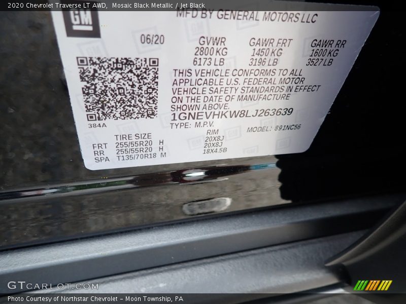 Mosaic Black Metallic / Jet Black 2020 Chevrolet Traverse LT AWD