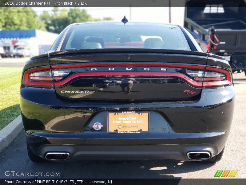 Pitch Black / Black 2016 Dodge Charger R/T