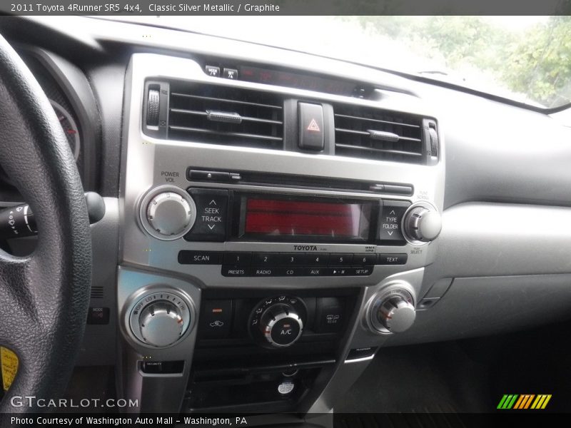 Classic Silver Metallic / Graphite 2011 Toyota 4Runner SR5 4x4